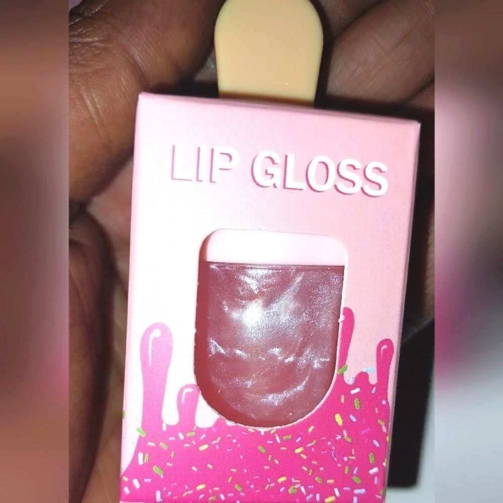 HAND Crafted from our sweet kisses line "She Glam" Lip Gloss